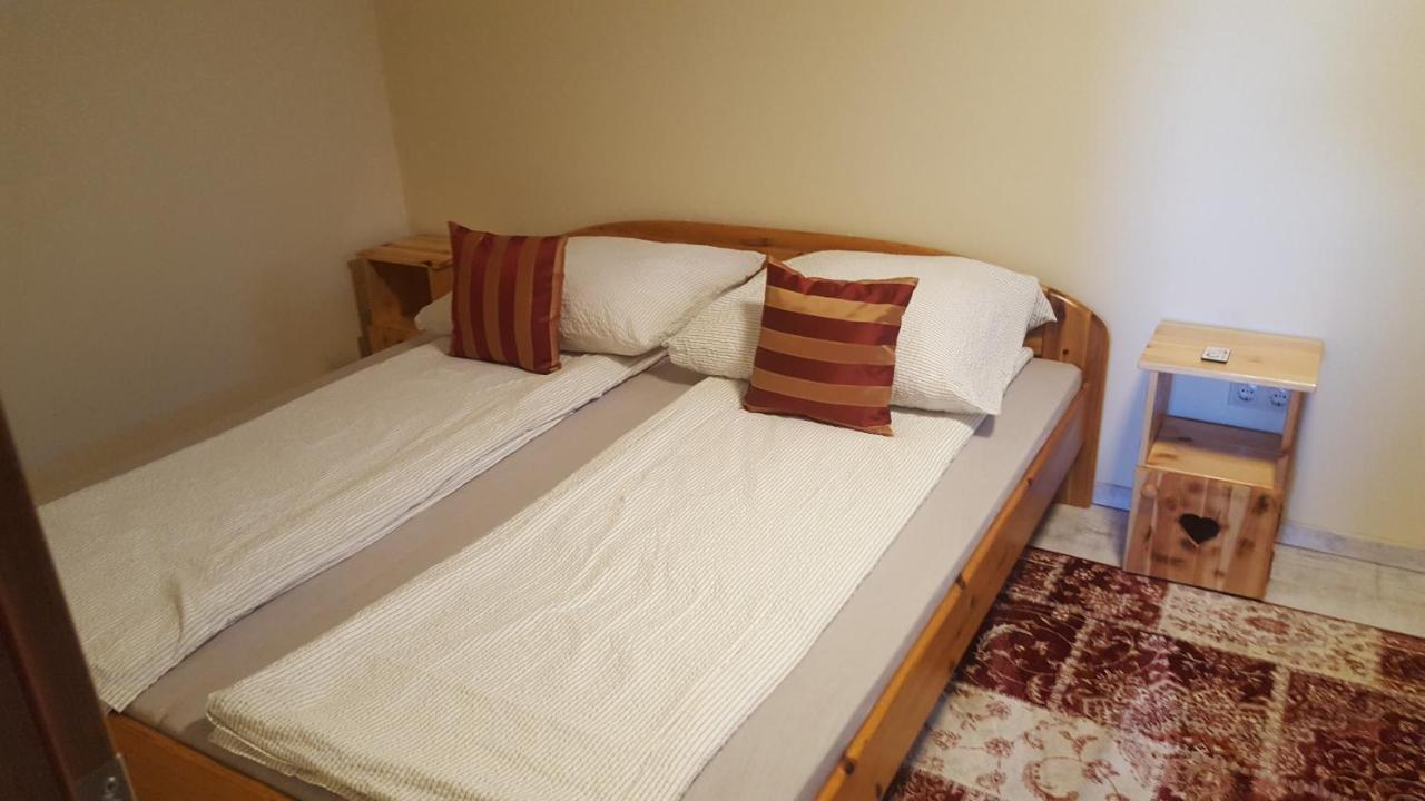 Gyoengyvirag Apartman ケストヘイ エクステリア 写真