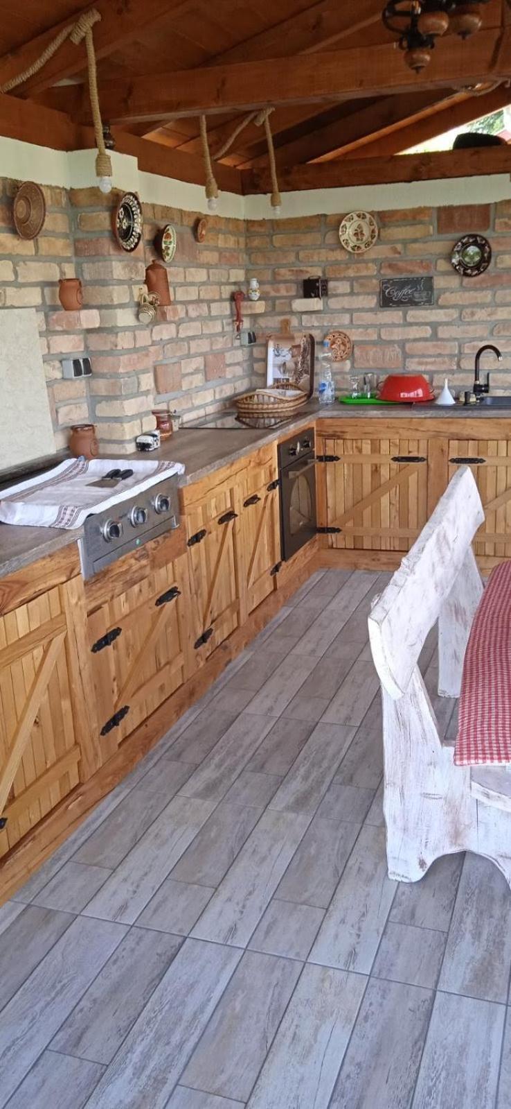 Gyoengyvirag Apartman ケストヘイ エクステリア 写真